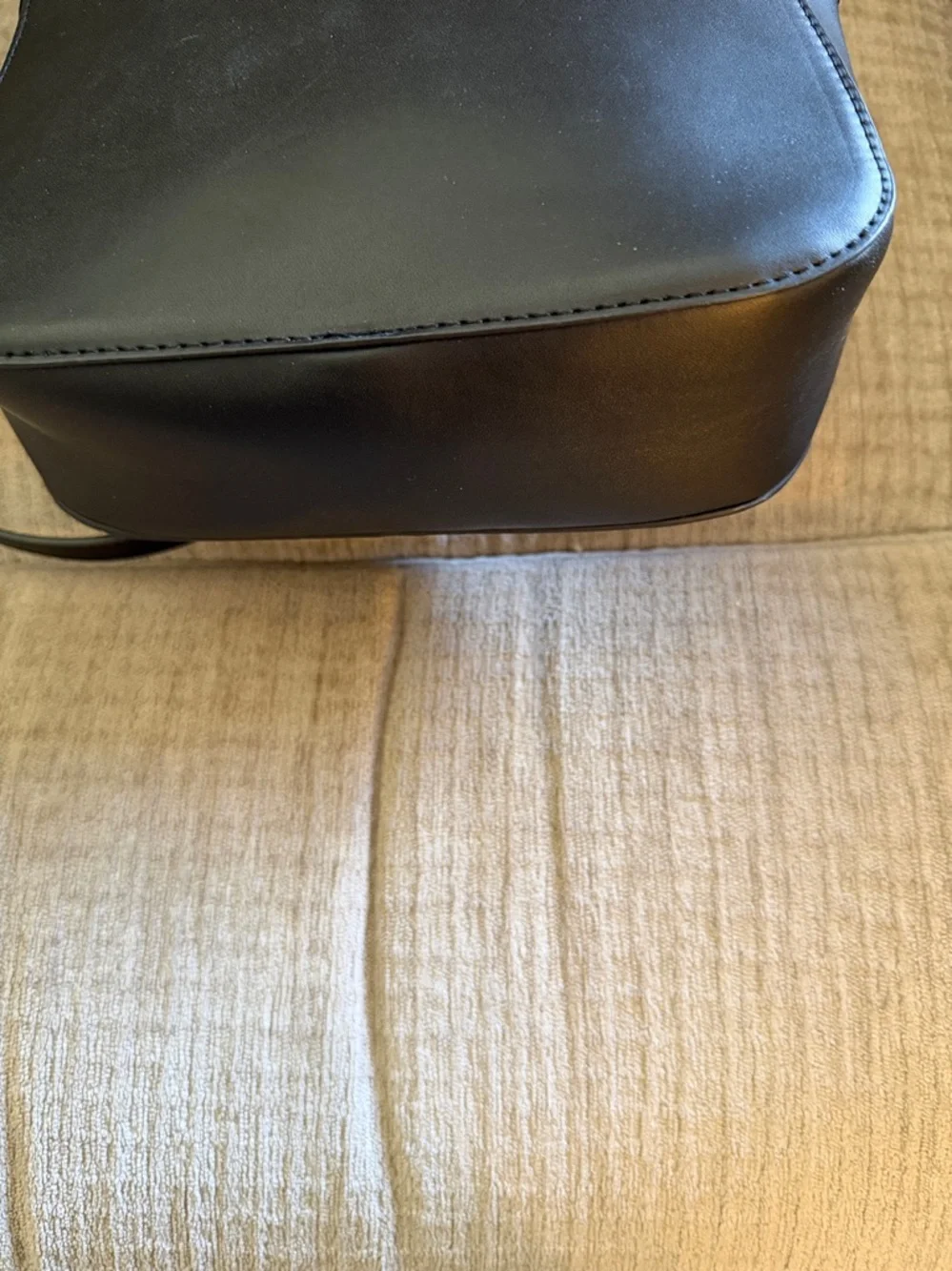 DisneyMadame Leota Black Compact Crossbody Bag 10 x 9